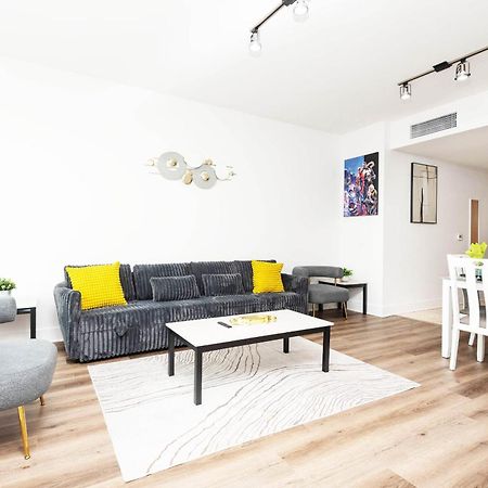 Sky-Rise Apartments Los Angeles Ngoại thất bức ảnh